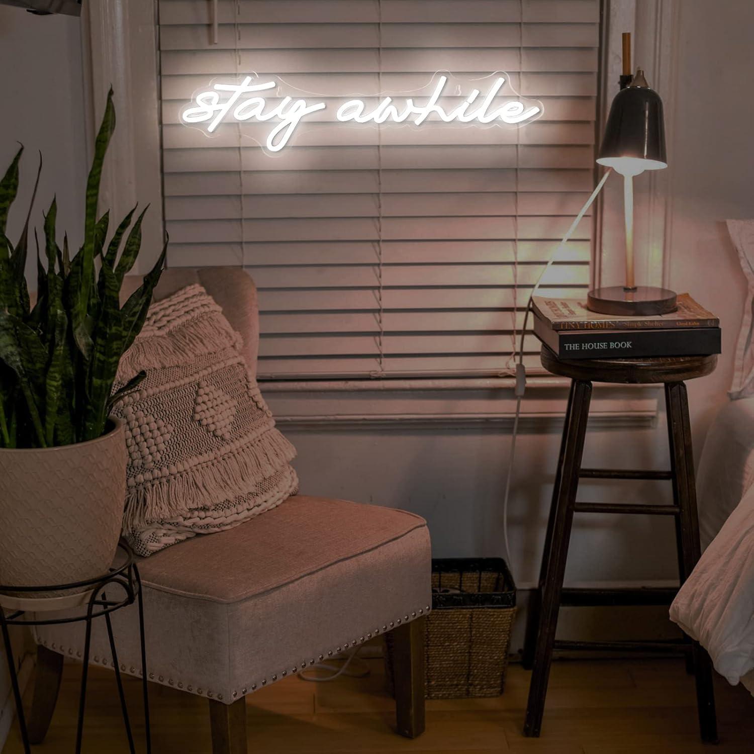 لافتات نيون 'Stay Awhile' مع إ - مراجعة Wall Decor Lighting وسعره